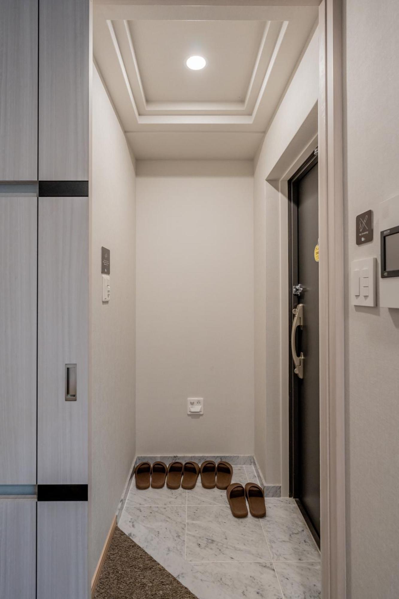 Apartment Hotel 11 Shinsaibashi 大阪市 エクステリア 写真